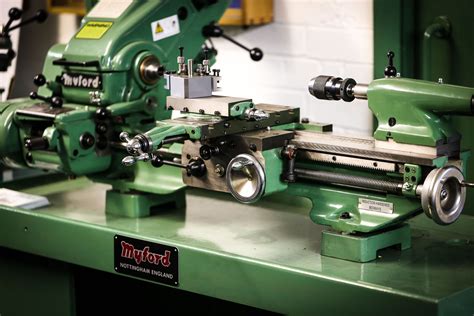 lathe machine used for